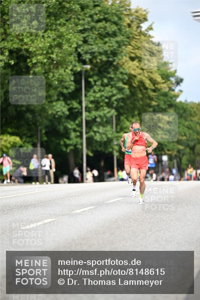 29.06.2025 - hella hamburg halbmarathon Dr. Thomas Lammeyer http://msf.ph/oto/8148615 29.06.2025 09:34:52 Kennedybrücke 14, 21 meine-sportfotos.de