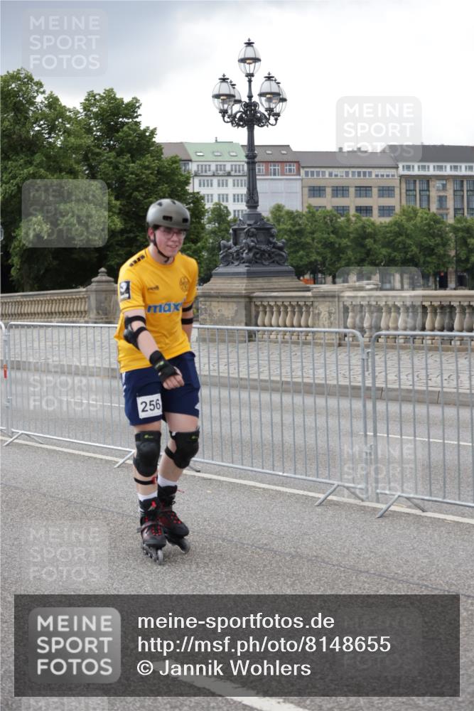 29.06.2025 - hella hamburg halbmarathon Jannik Wohlers http://msf.ph/oto/8148655 29.06.2025 09:11:39 Lombardsbrücke  meine-sportfotos.de