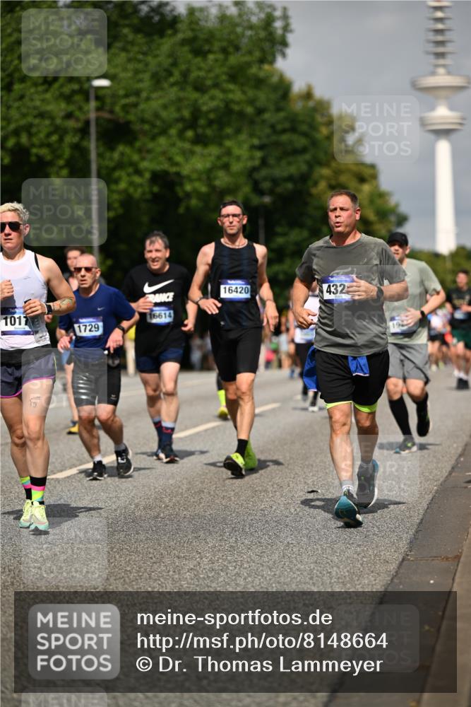 29.06.2025 - hella hamburg halbmarathon Dr. Thomas Lammeyer http://msf.ph/oto/8148664 29.06.2025 10:06:12 Kennedybrücke 1184, 1329, 1364, 1432, 1453, 1729, 1881, 1940, 2322, 2323, 3169, 3199, 4286, 4328, 4649, 4663, 5763, 6322, 6327, 7031, 7243, 9020, 9021, 9156, 9353, 9741, 9928, 10177, 10882 meine-sportfotos.de
