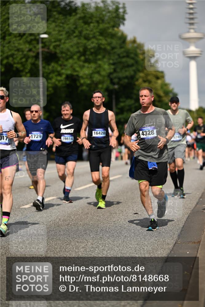 29.06.2025 - hella hamburg halbmarathon Dr. Thomas Lammeyer http://msf.ph/oto/8148668 29.06.2025 10:06:12 Kennedybrücke 1184, 1329, 1364, 1432, 1453, 1729, 1881, 1940, 2322, 2323, 3169, 3199, 4286, 4328, 4649, 4663, 5763, 6322, 6327, 7031, 7243, 9020, 9021, 9156, 9353, 9741, 9928, 10177, 10882 meine-sportfotos.de