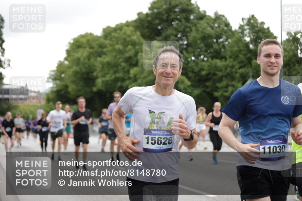 29.06.2025 - hella hamburg halbmarathon Jannik Wohlers http://msf.ph/oto/8148780 29.06.2025 10:49:39 Lombardsbrücke 1487, 1511, 2212, 3701, 4090, 4870, 5749, 5751, 5997, 6830, 7721, 7722, 7755, 8254, 9015, 9605, 9940, 10060, 10617, 10683, 11030, 11760, 13127, 13128, 13309, 13381, 13744, 13846, 14505, 14545, 15626, 15633, 16365, 16410, 16412, 18961, 19086 meine-sportfotos.de
