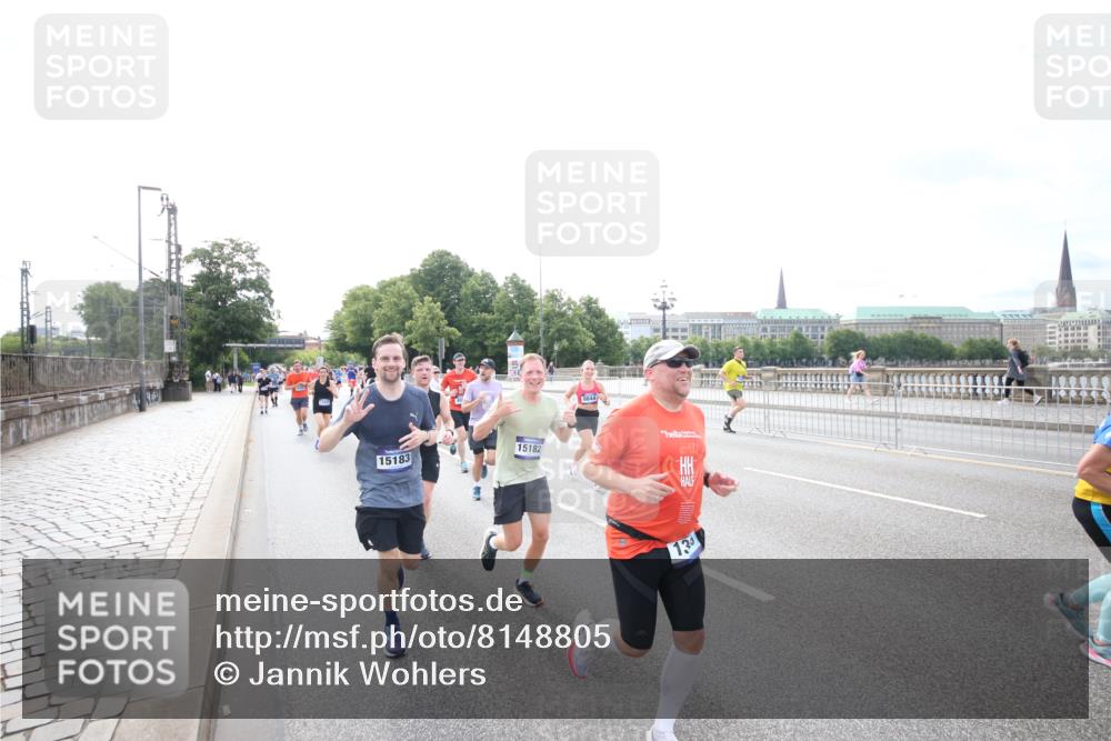 29.06.2025 - hella hamburg halbmarathon Jannik Wohlers http://msf.ph/oto/8148805 29.06.2025 10:17:47 Lombardsbrücke 1159, 1160, 1268, 1325, 1554, 1982, 2087, 2147, 2335, 2634, 2931, 3125, 3321, 3482, 3977, 4710, 4738, 4804, 6270, 7094, 7641, 7649, 7838, 7882, 7883, 8067, 8248, 9539, 9717, 9834, 9844, 10332, 10908, 10946, 11352, 11450, 11949, 12274, 12498, 12939, 13619, 14320, 14795, 14831, 15182, 15183, 15343, 15614, 16109, 16644, 16792, 16829, 17876, 18145, 18677 meine-sportfotos.de