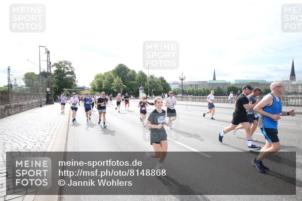 29.06.2025 - hella hamburg halbmarathon Jannik Wohlers http://msf.ph/oto/8148868 29.06.2025 10:18:43 Lombardsbrücke 1718, 1755, 2096, 2311, 2802, 3026, 3105, 3118, 3631, 4718, 4845, 5034, 5080, 5098, 5178, 5323, 5429, 6194, 6249, 6477, 6482, 6736, 7252, 8761, 8778, 9252, 9270, 9272, 9652, 9756, 9757, 10037, 10816, 11602, 11743, 12007, 12619, 12621, 13204, 13424, 13464, 13544, 14236, 14353, 15594, 16142, 16168, 16490, 16631, 16925, 17166, 17187, 17238, 17294, 17386, 17510, 17548, 17571, 17736, 17737, 18002, 18217, 18519, 18568, 18591, 19010 meine-sportfotos.de