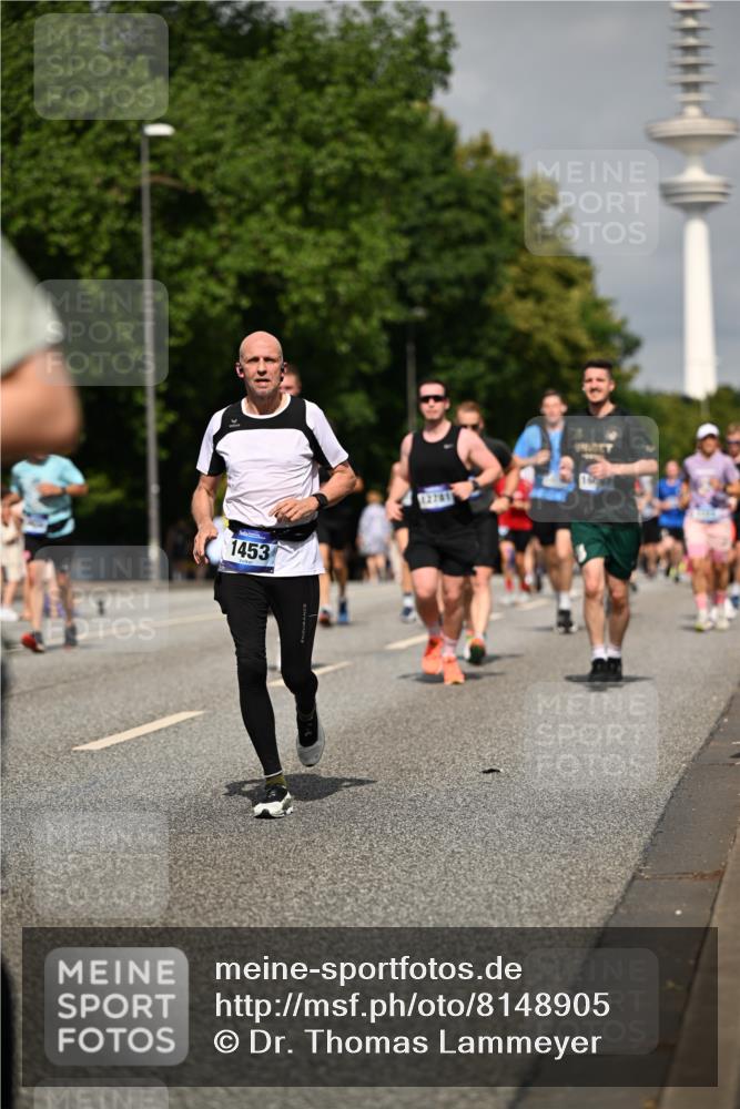 29.06.2025 - hella hamburg halbmarathon Dr. Thomas Lammeyer http://msf.ph/oto/8148905 29.06.2025 10:06:17 Kennedybrücke 1128, 1184, 1329, 1364, 1432, 1453, 1729, 1733, 1940, 2322, 2323, 3169, 4286, 4328, 4649, 4663, 4985, 5763, 6322, 6860, 7031, 7243, 9020, 9021, 9156, 9353, 9741, 9928, 10177, 10866 meine-sportfotos.de