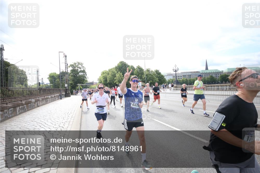 29.06.2025 - hella hamburg halbmarathon Jannik Wohlers http://msf.ph/oto/8148961 29.06.2025 10:18:46 Lombardsbrücke 1718, 1755, 2096, 2311, 2802, 3026, 3105, 3118, 4845, 5034, 5080, 5098, 5178, 5323, 5429, 6194, 6249, 6477, 6482, 6542, 6736, 8761, 8778, 9252, 9270, 9652, 9756, 9757, 10037, 10039, 10124, 10129, 10966, 11247, 11602, 11743, 12007, 12619, 12621, 13180, 13204, 13424, 13544, 13984, 14236, 14353, 14593, 15594, 15780, 16142, 16168, 16490, 16613, 16631, 16925, 17166, 17187, 17238, 17294, 17386, 17510, 17548, 17571, 17721, 17736, 17737, 18002, 18151, 18217, 18568, 18591 meine-sportfotos.de