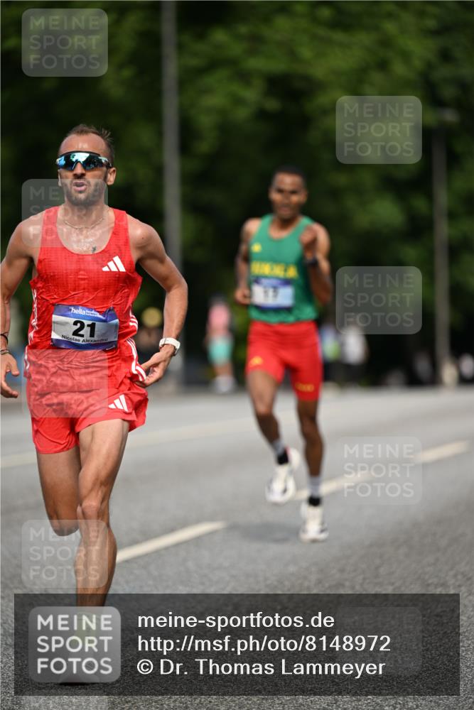 29.06.2025 - hella hamburg halbmarathon Dr. Thomas Lammeyer http://msf.ph/oto/8148972 29.06.2025 09:34:56 Kennedybrücke 14, 21 meine-sportfotos.de