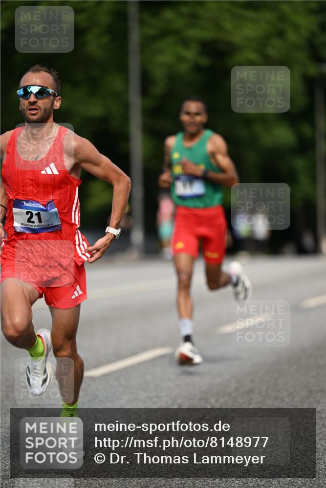 29.06.2025 - hella hamburg halbmarathon Dr. Thomas Lammeyer http://msf.ph/oto/8148977 29.06.2025 09:34:56 Kennedybrücke 14, 21 meine-sportfotos.de