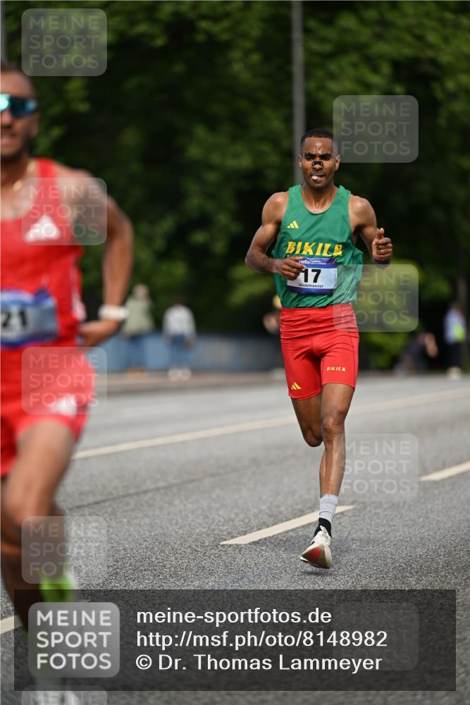 29.06.2025 - hella hamburg halbmarathon Dr. Thomas Lammeyer http://msf.ph/oto/8148982 29.06.2025 09:34:57 Kennedybrücke 14, 19, 21 meine-sportfotos.de