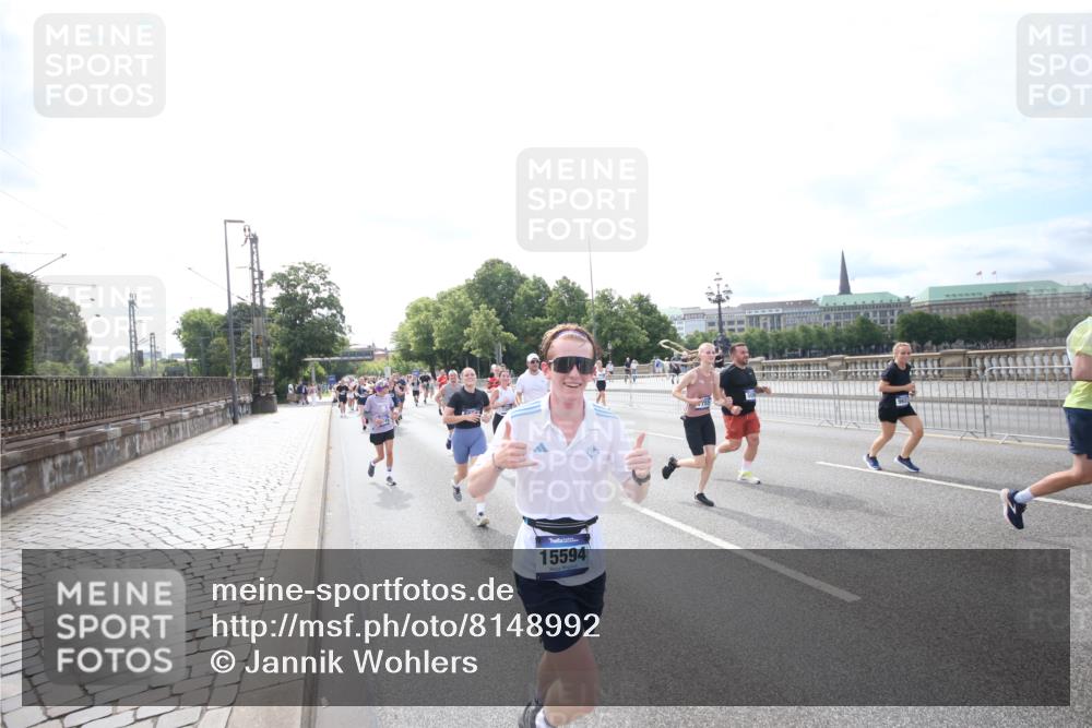 29.06.2025 - hella hamburg halbmarathon Jannik Wohlers http://msf.ph/oto/8148992 29.06.2025 10:18:46 Lombardsbrücke 1718, 1755, 2096, 2311, 2802, 3026, 3105, 3118, 4845, 5034, 5080, 5098, 5178, 5323, 5429, 6194, 6249, 6477, 6482, 6542, 6736, 8761, 8778, 9252, 9270, 9652, 9756, 9757, 10037, 10039, 10124, 10129, 10966, 11247, 11602, 11743, 12007, 12619, 12621, 13180, 13204, 13424, 13544, 13984, 14236, 14353, 14593, 15594, 15780, 16142, 16168, 16490, 16613, 16631, 16925, 17166, 17187, 17238, 17294, 17386, 17510, 17548, 17571, 17721, 17736, 17737, 18002, 18151, 18217, 18568, 18591 meine-sportfotos.de