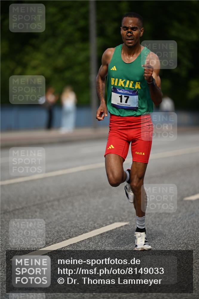 29.06.2025 - hella hamburg halbmarathon Dr. Thomas Lammeyer http://msf.ph/oto/8149033 29.06.2025 09:34:58 Kennedybrücke 14, 19, 21 meine-sportfotos.de