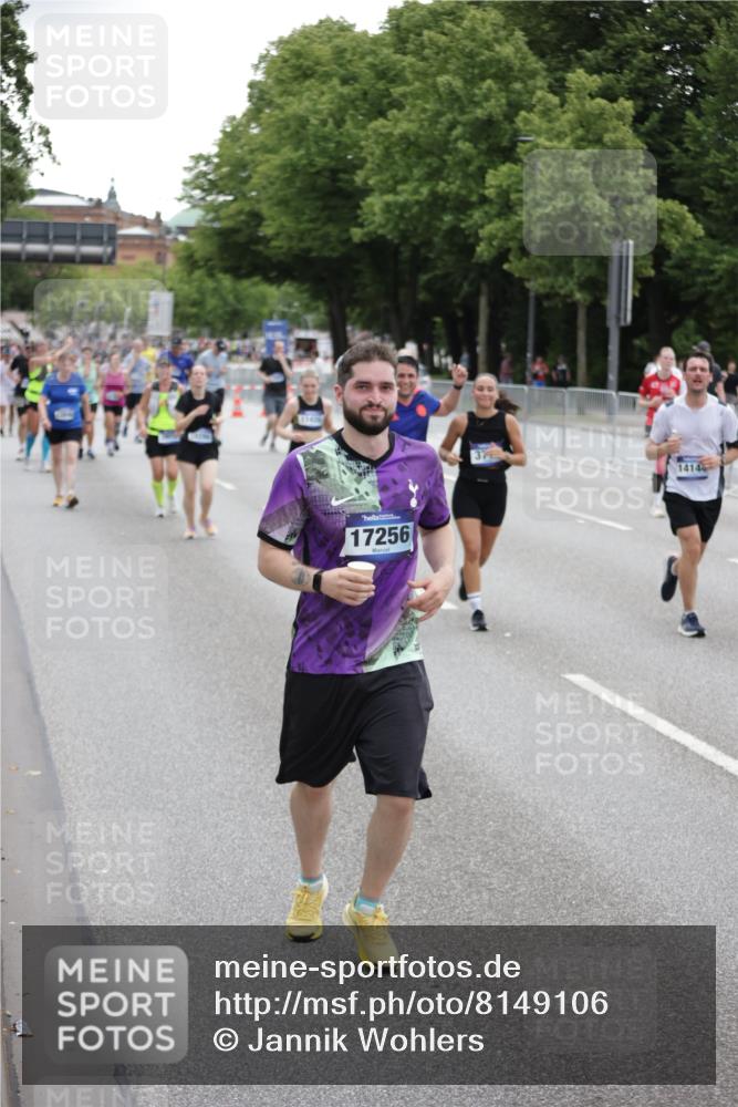 29.06.2025 - hella hamburg halbmarathon Jannik Wohlers http://msf.ph/oto/8149106 29.06.2025 10:49:50 Lombardsbrücke 2047, 3203, 3680, 3701, 3710, 3805, 3897, 4090, 4168, 5119, 5997, 6680, 6830, 7721, 7722, 7755, 8254, 9605, 9940, 10060, 10286, 10617, 11030, 11426, 11696, 11716, 11760, 12079, 13127, 13128, 13381, 13744, 13846, 13887, 14144, 14505, 14940, 15230, 15626, 16410, 16412, 16635, 17256, 18961, 19058, 19086 meine-sportfotos.de
