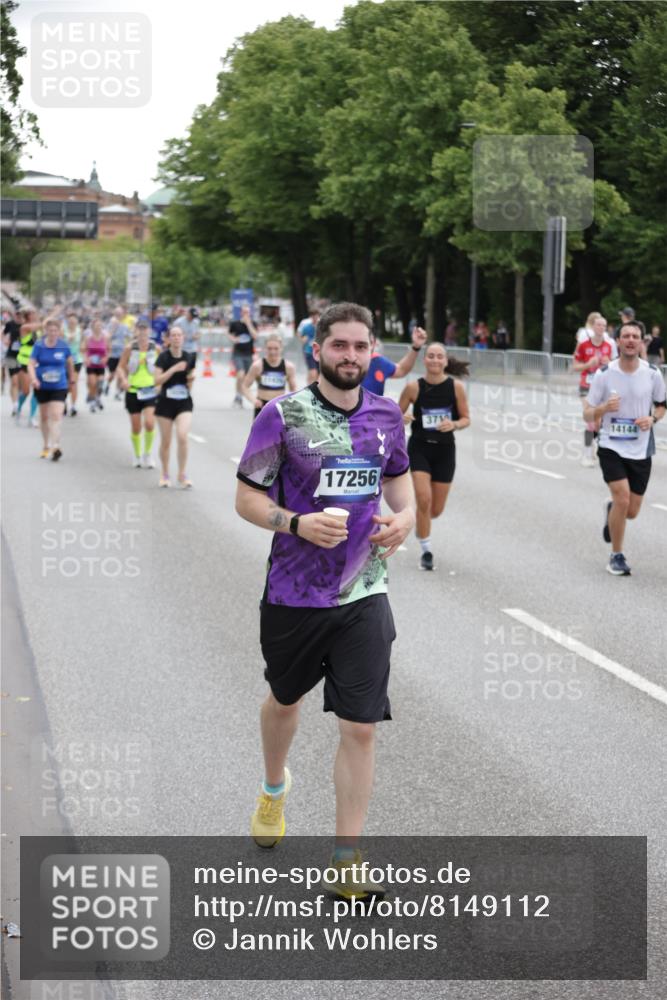 29.06.2025 - hella hamburg halbmarathon Jannik Wohlers http://msf.ph/oto/8149112 29.06.2025 10:49:50 Lombardsbrücke 2047, 3203, 3680, 3701, 3710, 3805, 3897, 4090, 4168, 5119, 5997, 6680, 6830, 7721, 7722, 7755, 8254, 9605, 9940, 10060, 10286, 10617, 11030, 11426, 11696, 11716, 11760, 12079, 13127, 13128, 13381, 13744, 13846, 13887, 14144, 14505, 14940, 15230, 15626, 16410, 16412, 16635, 17256, 18961, 19058, 19086 meine-sportfotos.de