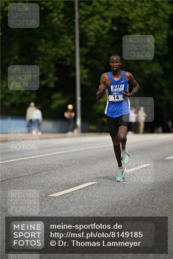 29.06.2025 - hella hamburg halbmarathon Dr. Thomas Lammeyer http://msf.ph/oto/8149185 29.06.2025 09:35:06 Kennedybrücke 14, 19, 21 meine-sportfotos.de