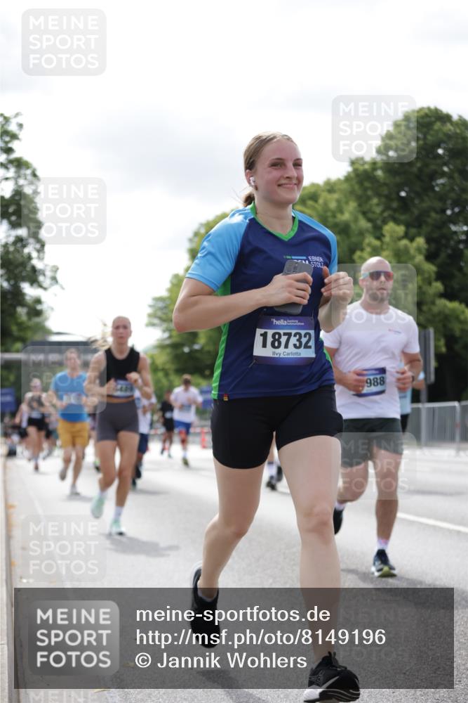 29.06.2025 - hella hamburg halbmarathon Jannik Wohlers http://msf.ph/oto/8149196 29.06.2025 10:12:48 Lombardsbrücke 1747, 2961, 3218, 3360, 3728, 6489, 7873, 8398, 8405, 8913, 9141, 9527, 12492, 15922, 16030, 16255, 16437, 17699, 17988, 18048, 18320, 18732, 18754 meine-sportfotos.de