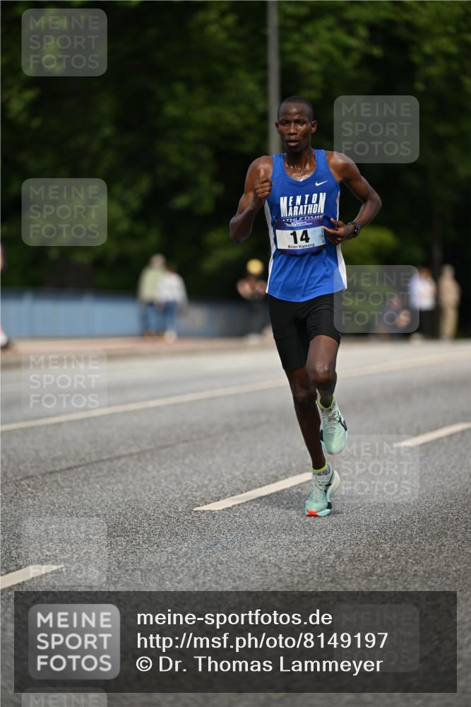 29.06.2025 - hella hamburg halbmarathon Dr. Thomas Lammeyer http://msf.ph/oto/8149197 29.06.2025 09:35:07 Kennedybrücke 14, 19, 21 meine-sportfotos.de