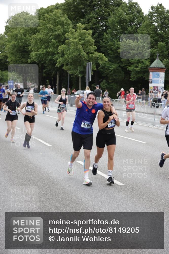 29.06.2025 - hella hamburg halbmarathon Jannik Wohlers http://msf.ph/oto/8149205 29.06.2025 10:49:51 Lombardsbrücke 2047, 3203, 3680, 3701, 3710, 3805, 3897, 4090, 4168, 5119, 5997, 6680, 6830, 7677, 7721, 7722, 7755, 8254, 9605, 9940, 10060, 10286, 10617, 11426, 11696, 11716, 11760, 12079, 13127, 13128, 13381, 13744, 13846, 13887, 14144, 14505, 14940, 15230, 16410, 16412, 16489, 16635, 16670, 17256, 18961, 19058, 19086 meine-sportfotos.de
