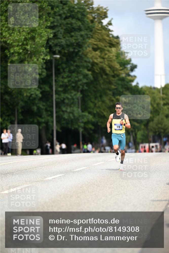 29.06.2025 - hella hamburg halbmarathon Dr. Thomas Lammeyer http://msf.ph/oto/8149308 29.06.2025 09:35:12 Kennedybrücke 14, 19 meine-sportfotos.de