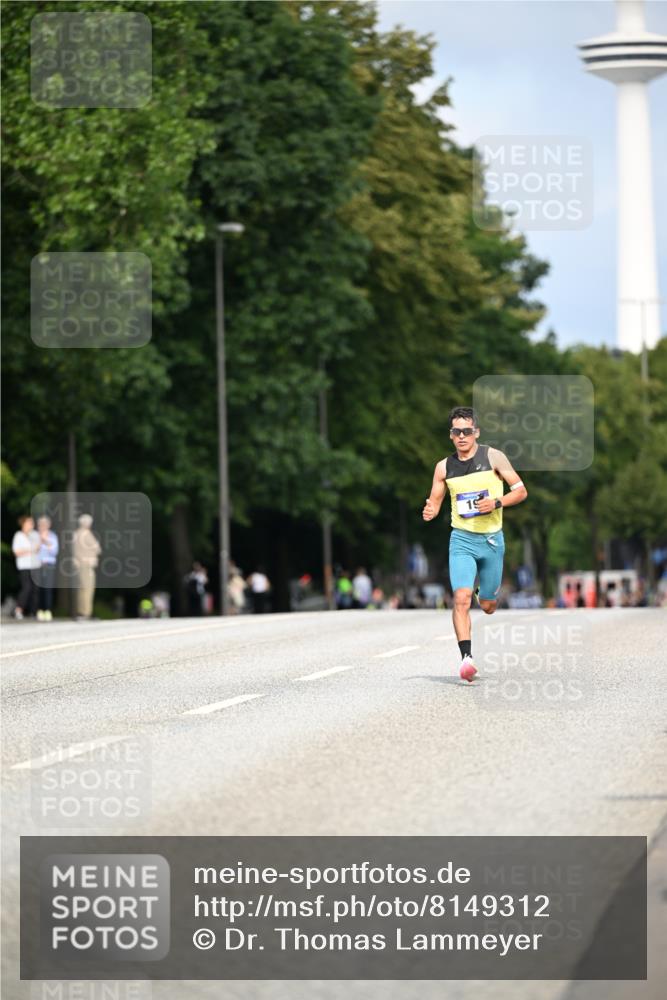 29.06.2025 - hella hamburg halbmarathon Dr. Thomas Lammeyer http://msf.ph/oto/8149312 29.06.2025 09:35:12 Kennedybrücke 14, 19 meine-sportfotos.de