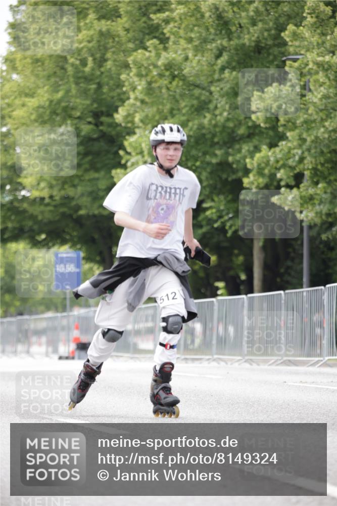 29.06.2025 - hella hamburg halbmarathon Jannik Wohlers http://msf.ph/oto/8149324 29.06.2025 09:13:05 Lombardsbrücke  meine-sportfotos.de