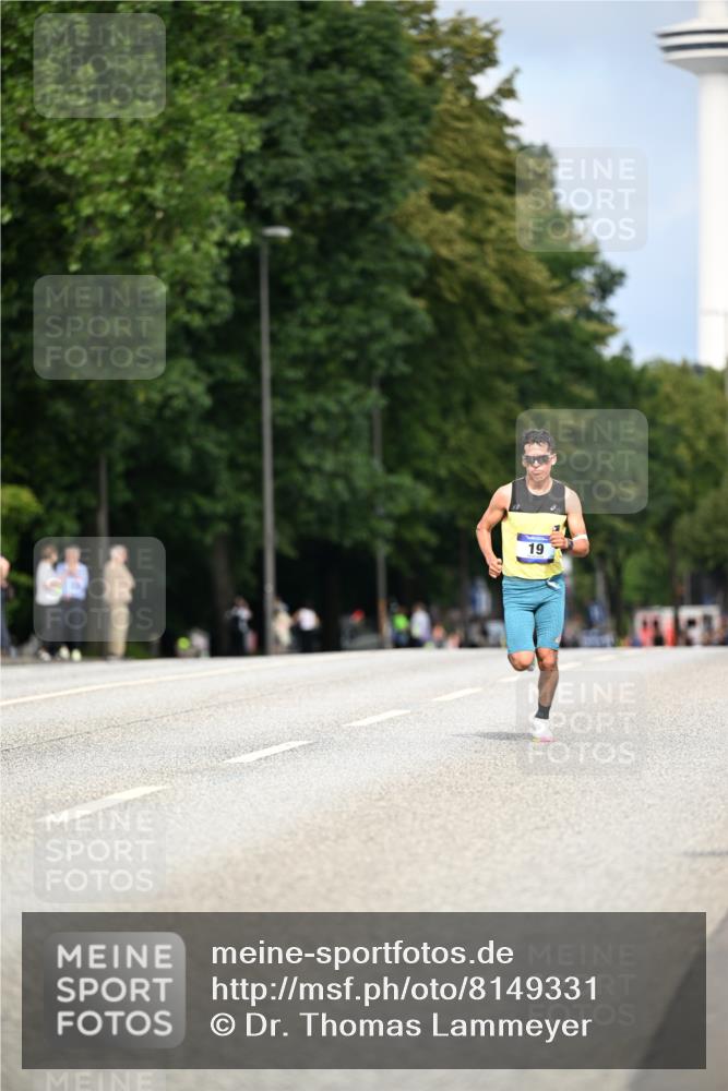 29.06.2025 - hella hamburg halbmarathon Dr. Thomas Lammeyer http://msf.ph/oto/8149331 29.06.2025 09:35:12 Kennedybrücke 14, 19 meine-sportfotos.de