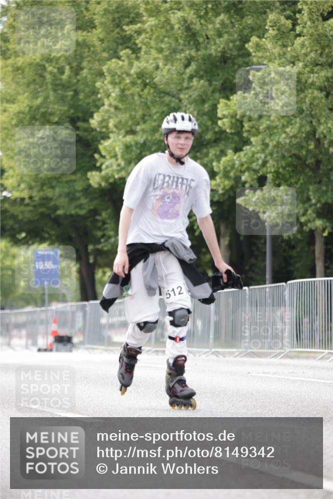 29.06.2025 - hella hamburg halbmarathon Jannik Wohlers http://msf.ph/oto/8149342 29.06.2025 09:13:06 Lombardsbrücke  meine-sportfotos.de