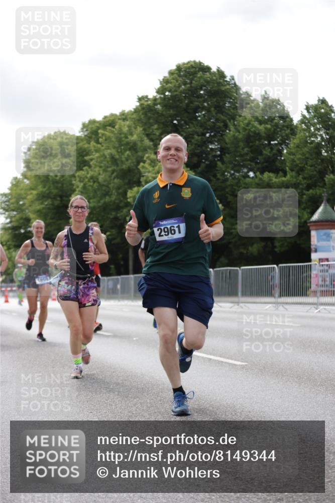 29.06.2025 - hella hamburg halbmarathon Jannik Wohlers http://msf.ph/oto/8149344 29.06.2025 10:12:55 Lombardsbrücke 1007, 1747, 1859, 2961, 3218, 3360, 3728, 3729, 4187, 6489, 7346, 7460, 8913, 9527, 9612, 12492, 13331, 15922, 16030, 16437, 17474, 17988, 18048, 18222, 18732, 18754, 19035 meine-sportfotos.de
