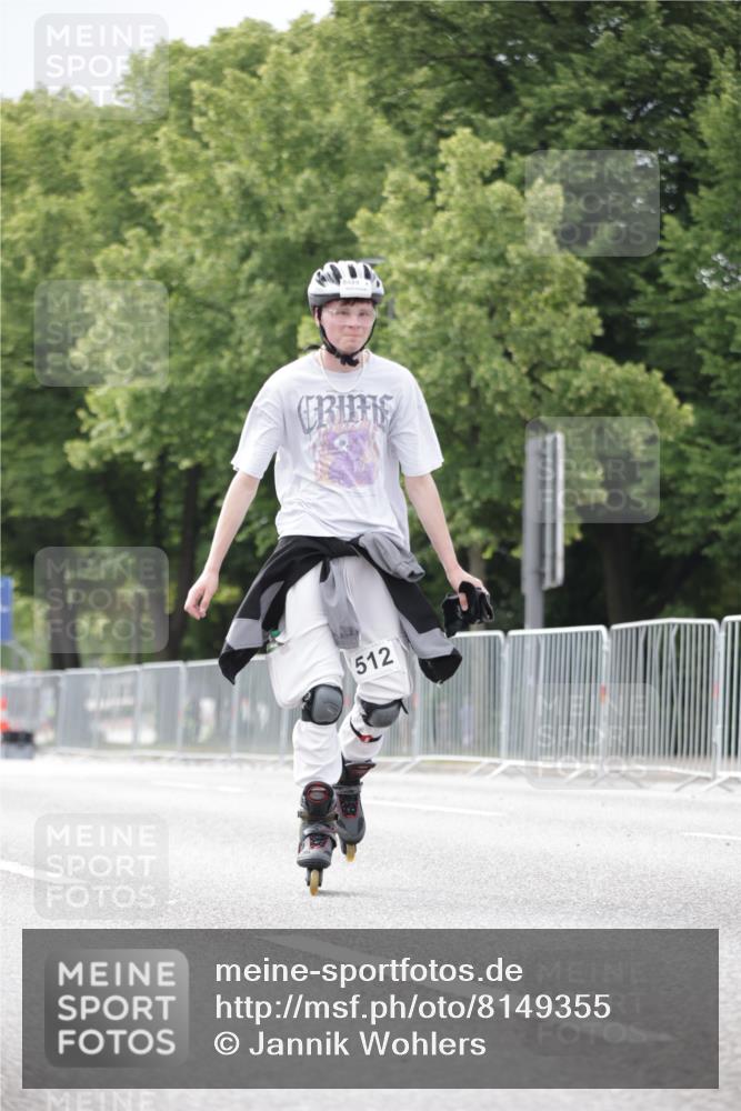 29.06.2025 - hella hamburg halbmarathon Jannik Wohlers http://msf.ph/oto/8149355 29.06.2025 09:13:06 Lombardsbrücke  meine-sportfotos.de