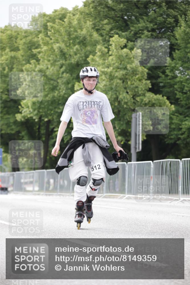 29.06.2025 - hella hamburg halbmarathon Jannik Wohlers http://msf.ph/oto/8149359 29.06.2025 09:13:06 Lombardsbrücke  meine-sportfotos.de