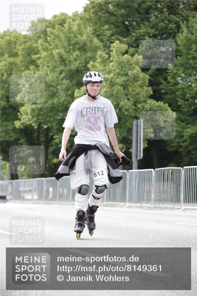 29.06.2025 - hella hamburg halbmarathon Jannik Wohlers http://msf.ph/oto/8149361 29.06.2025 09:13:06 Lombardsbrücke  meine-sportfotos.de