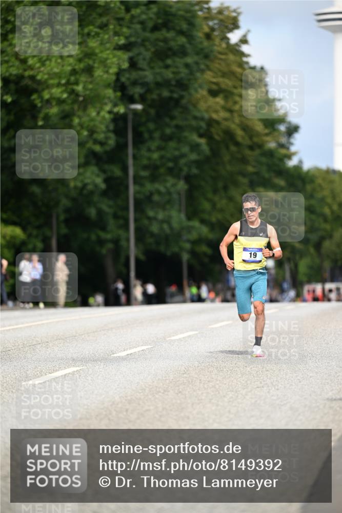 29.06.2025 - hella hamburg halbmarathon Dr. Thomas Lammeyer http://msf.ph/oto/8149392 29.06.2025 09:35:13 Kennedybrücke 14, 19 meine-sportfotos.de