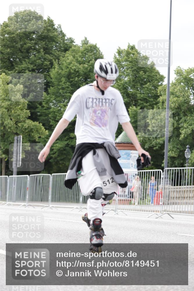 29.06.2025 - hella hamburg halbmarathon Jannik Wohlers http://msf.ph/oto/8149451 29.06.2025 09:13:07 Lombardsbrücke  meine-sportfotos.de