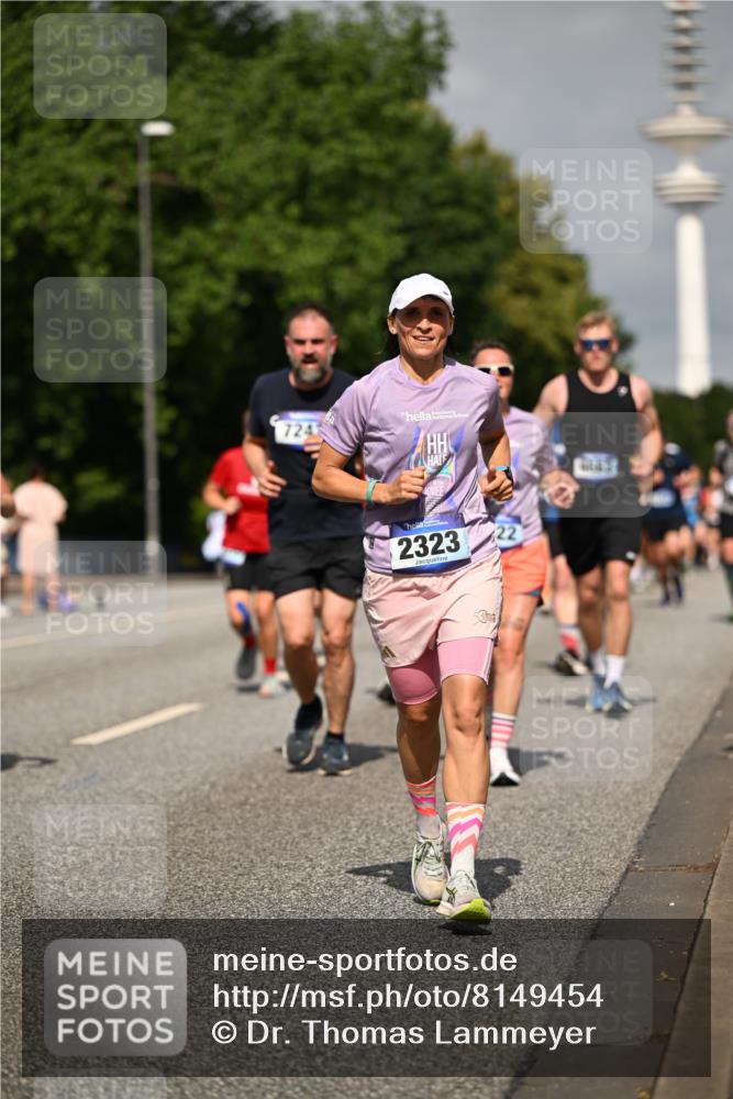 29.06.2025 - hella hamburg halbmarathon Dr. Thomas Lammeyer http://msf.ph/oto/8149454 29.06.2025 10:06:25 Kennedybrücke 1128, 1254, 1432, 1453, 1729, 1733, 2322, 2323, 3169, 3780, 4286, 4328, 4663, 4985, 5742, 5763, 6322, 6708, 6860, 7031, 7049, 7243, 8749, 9020, 9021, 9156, 9353, 9928, 10177, 10539, 10866 meine-sportfotos.de