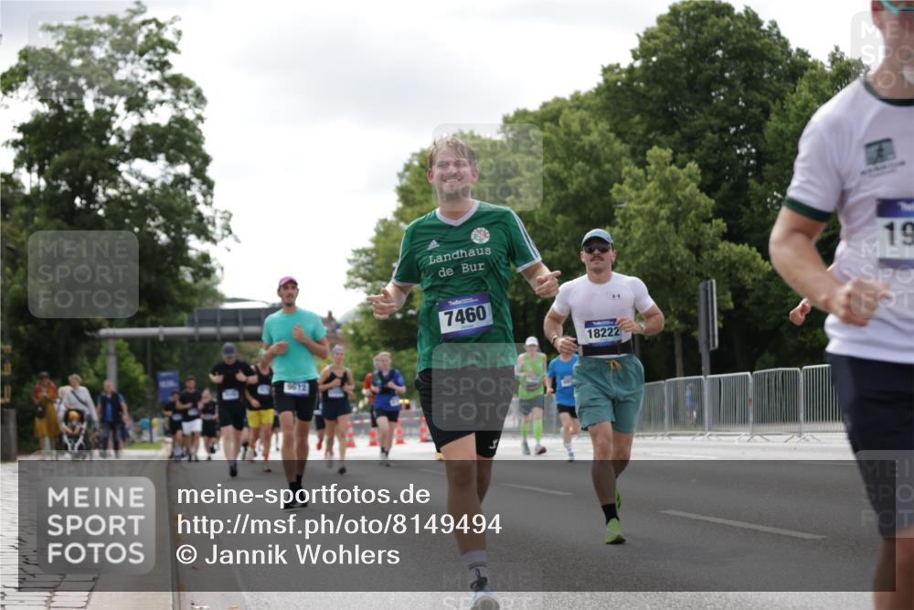 29.06.2025 - hella hamburg halbmarathon Jannik Wohlers http://msf.ph/oto/8149494 29.06.2025 10:13:02 Lombardsbrücke 1007, 1747, 1859, 2055, 2961, 3218, 3360, 3728, 3729, 4187, 4950, 5546, 6489, 6724, 7346, 7446, 7447, 7460, 8279, 8913, 9527, 9612, 12492, 13331, 13928, 15663, 15922, 17474, 18222, 18231, 18754, 19035 meine-sportfotos.de