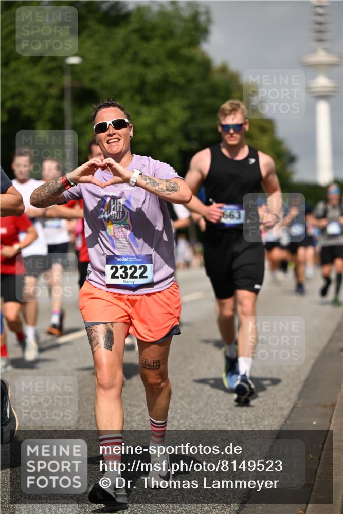 29.06.2025 - hella hamburg halbmarathon Dr. Thomas Lammeyer http://msf.ph/oto/8149523 29.06.2025 10:06:27 Kennedybrücke 1128, 1254, 1432, 1453, 1729, 1733, 2322, 2323, 3169, 3780, 4286, 4663, 4985, 5742, 5763, 6166, 6322, 6708, 6860, 7049, 7243, 8662, 8749, 9020, 9021, 9928, 10539, 10866 meine-sportfotos.de