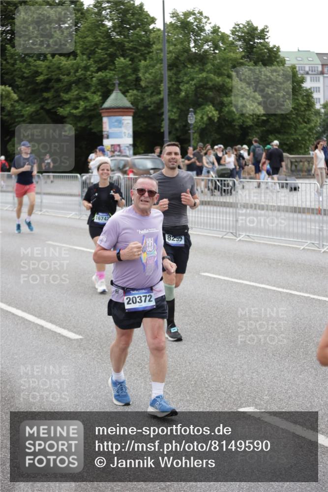29.06.2025 - hella hamburg halbmarathon Jannik Wohlers http://msf.ph/oto/8149590 29.06.2025 10:50:04 Lombardsbrücke 1259, 1828, 2047, 3203, 3680, 3710, 3805, 3897, 4168, 4961, 5119, 5131, 7505, 7677, 8299, 8834, 10286, 10744, 11426, 11696, 13887, 14102, 14591, 14940, 15017, 15230, 15467, 15551, 16489, 16593, 16670, 16742, 17790, 18067, 18092, 18483 meine-sportfotos.de