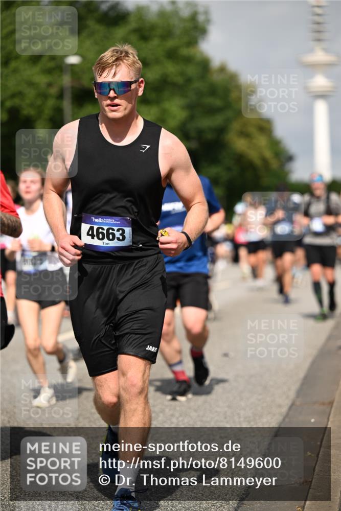 29.06.2025 - hella hamburg halbmarathon Dr. Thomas Lammeyer http://msf.ph/oto/8149600 29.06.2025 10:06:29 Kennedybrücke 1128, 1254, 1432, 1453, 1733, 2322, 2323, 3169, 3780, 3919, 4286, 4663, 4985, 5742, 5763, 6166, 6322, 6708, 6860, 7049, 7243, 8662, 8749, 9020, 9021, 9928, 10539, 10866 meine-sportfotos.de