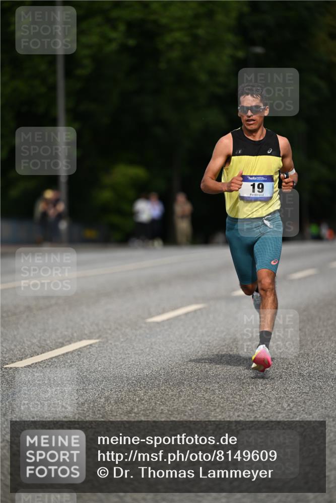 29.06.2025 - hella hamburg halbmarathon Dr. Thomas Lammeyer http://msf.ph/oto/8149609 29.06.2025 09:35:15 Kennedybrücke 14, 19 meine-sportfotos.de