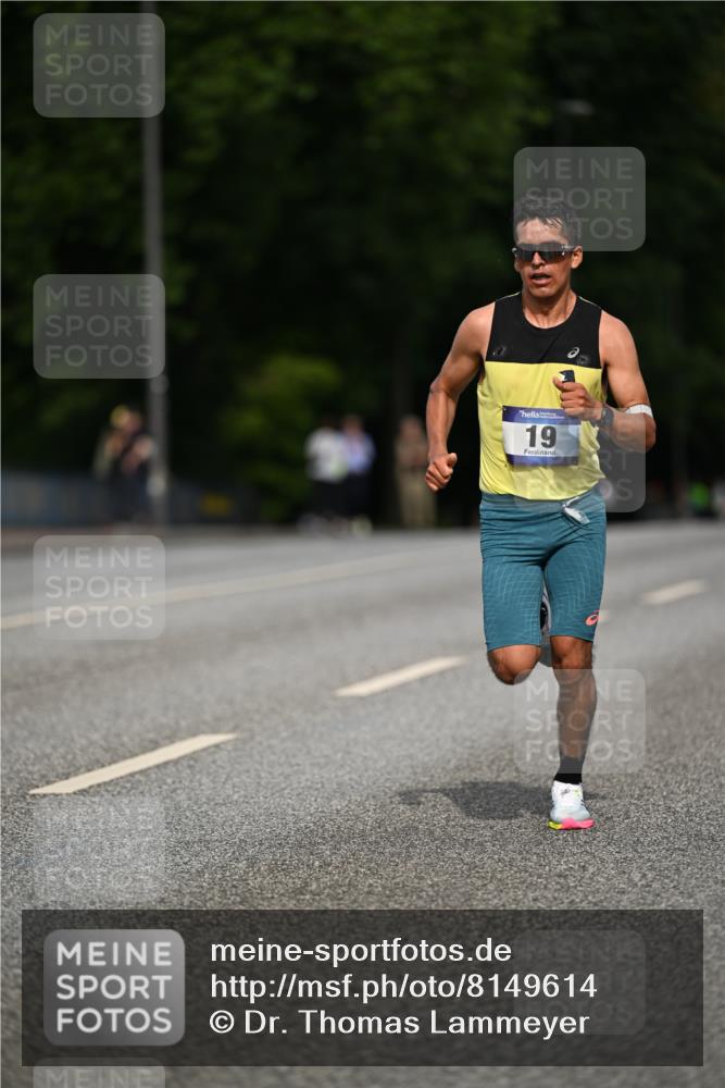 29.06.2025 - hella hamburg halbmarathon Dr. Thomas Lammeyer http://msf.ph/oto/8149614 29.06.2025 09:35:15 Kennedybrücke 14, 19 meine-sportfotos.de