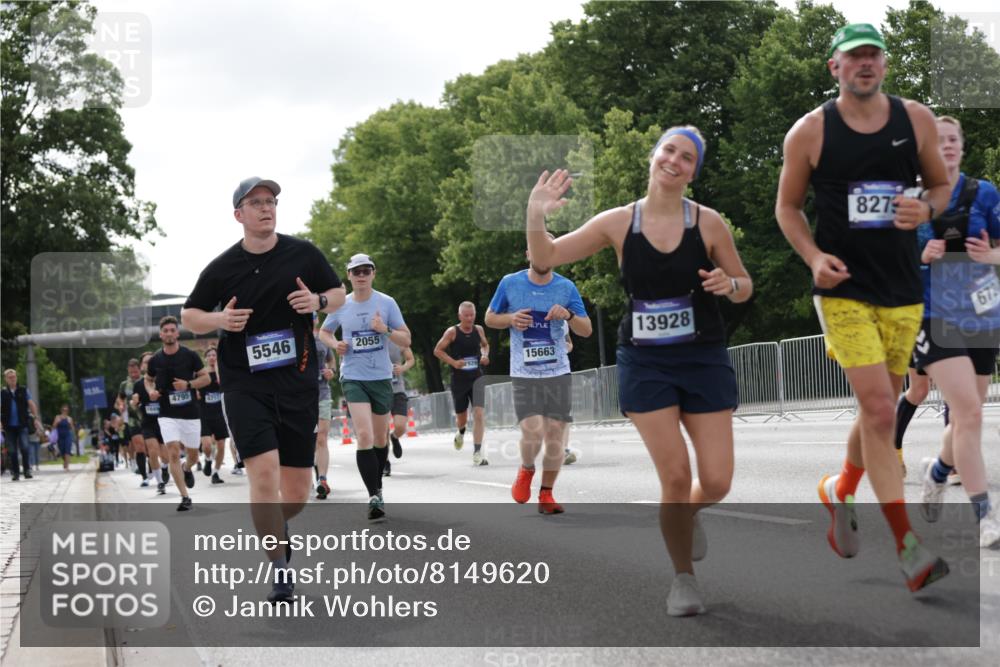 29.06.2025 - hella hamburg halbmarathon Jannik Wohlers http://msf.ph/oto/8149620 29.06.2025 10:13:08 Lombardsbrücke 1007, 1859, 2055, 2721, 2904, 3729, 4187, 4795, 4950, 5232, 5546, 6026, 6717, 6724, 7346, 7446, 7447, 7460, 7913, 8279, 9128, 9527, 9612, 12928, 12929, 13331, 13928, 15663, 16491, 17472, 17474, 18222, 18231, 19035 meine-sportfotos.de