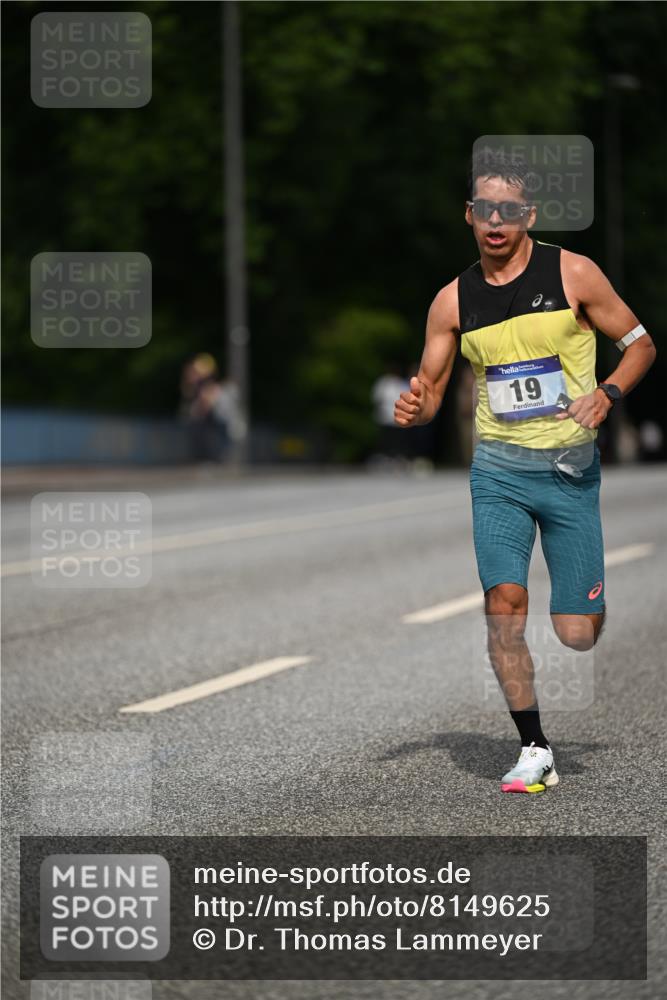 29.06.2025 - hella hamburg halbmarathon Dr. Thomas Lammeyer http://msf.ph/oto/8149625 29.06.2025 09:35:15 Kennedybrücke 14, 19 meine-sportfotos.de