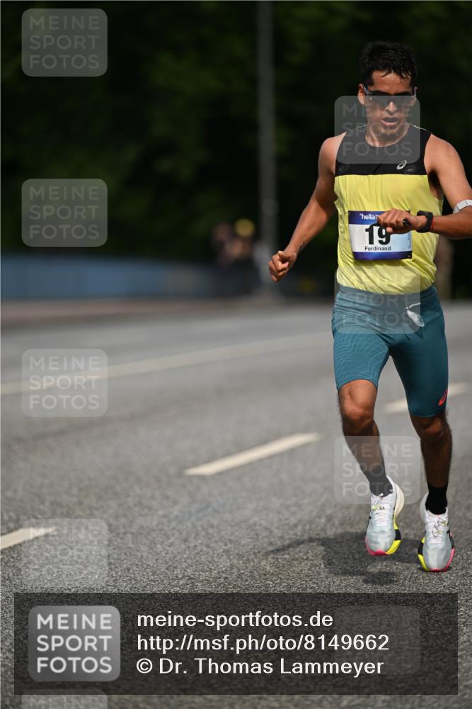 29.06.2025 - hella hamburg halbmarathon Dr. Thomas Lammeyer http://msf.ph/oto/8149662 29.06.2025 09:35:16 Kennedybrücke 14, 19 meine-sportfotos.de