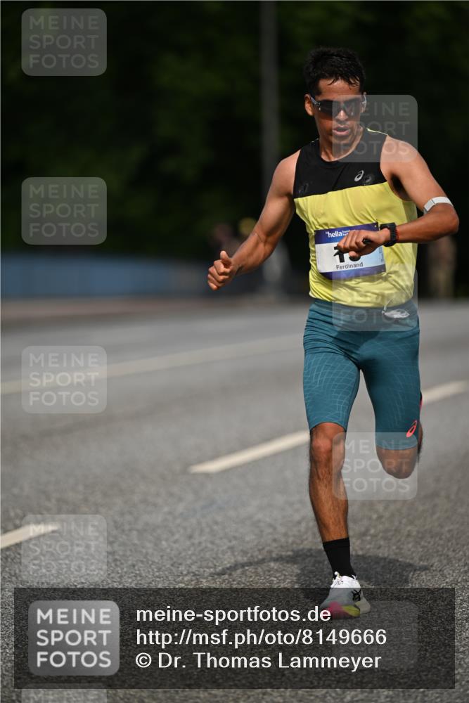 29.06.2025 - hella hamburg halbmarathon Dr. Thomas Lammeyer http://msf.ph/oto/8149666 29.06.2025 09:35:16 Kennedybrücke 14, 19 meine-sportfotos.de