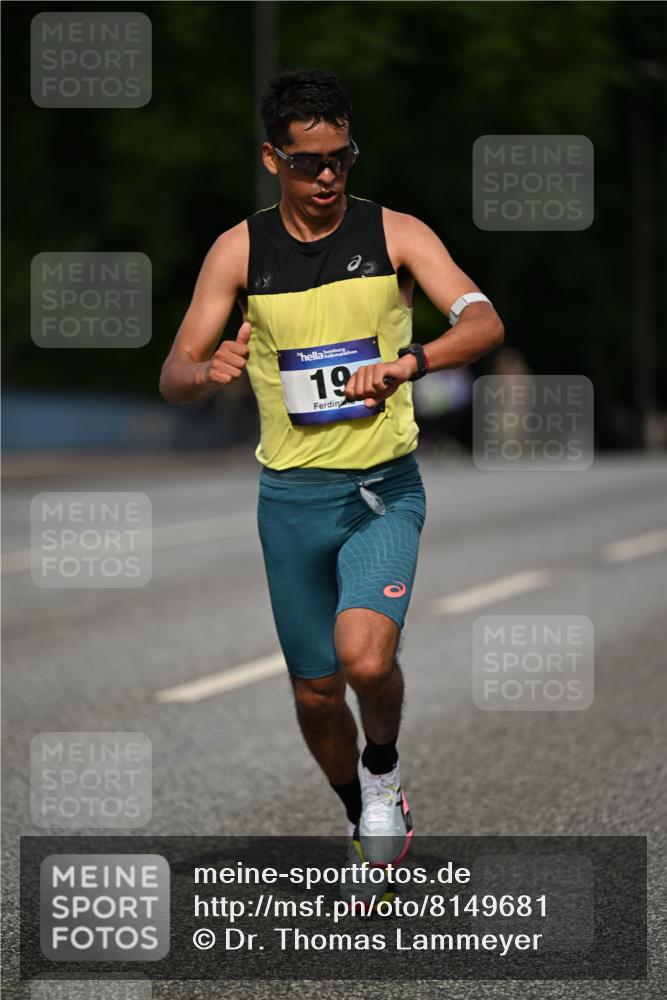 29.06.2025 - hella hamburg halbmarathon Dr. Thomas Lammeyer http://msf.ph/oto/8149681 29.06.2025 09:35:16 Kennedybrücke 14, 19 meine-sportfotos.de