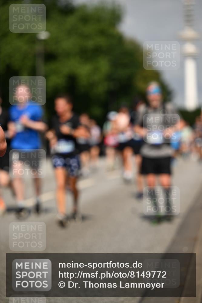29.06.2025 - hella hamburg halbmarathon Dr. Thomas Lammeyer http://msf.ph/oto/8149772 29.06.2025 10:06:32 Kennedybrücke 1128, 1254, 1432, 1733, 2322, 2323, 2685, 3780, 3919, 4663, 4985, 5742, 5763, 6166, 6295, 6322, 6708, 6860, 7049, 7243, 7323, 8662, 8749, 9020, 9021, 9928, 10539, 10866, 11191, 11250 meine-sportfotos.de