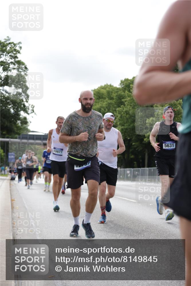 29.06.2025 - hella hamburg halbmarathon Jannik Wohlers http://msf.ph/oto/8149845 29.06.2025 10:13:19 Lombardsbrücke 1131, 1480, 2055, 2359, 2721, 2904, 2987, 4001, 4795, 4950, 5232, 5631, 5719, 6026, 6717, 6724, 7462, 7913, 8279, 8673, 9128, 9631, 10977, 11441, 12313, 12797, 12928, 12929, 15085, 15663, 15721, 15722, 16491, 17472, 18231, 19190 meine-sportfotos.de