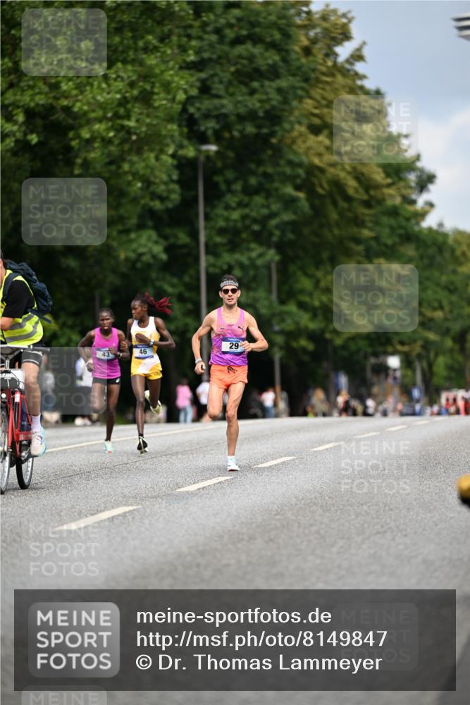 29.06.2025 - hella hamburg halbmarathon Dr. Thomas Lammeyer http://msf.ph/oto/8149847 29.06.2025 09:37:41 Kennedybrücke 43, 46, 48 meine-sportfotos.de