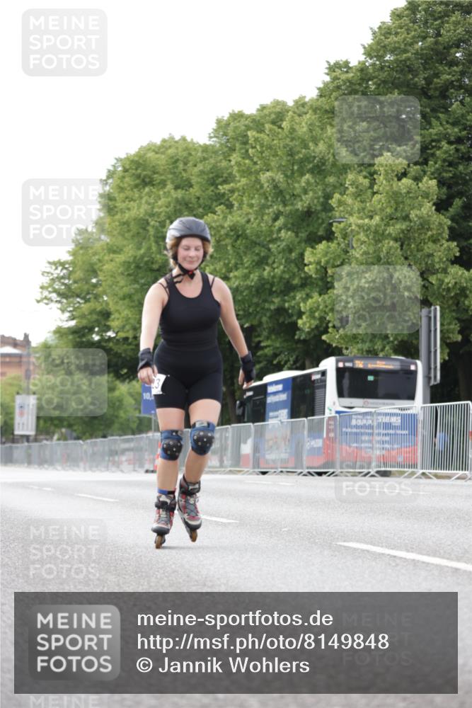 29.06.2025 - hella hamburg halbmarathon Jannik Wohlers http://msf.ph/oto/8149848 29.06.2025 09:14:11 Lombardsbrücke  meine-sportfotos.de