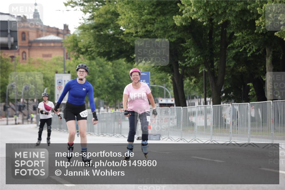 29.06.2025 - hella hamburg halbmarathon Jannik Wohlers http://msf.ph/oto/8149860 29.06.2025 09:15:04 Lombardsbrücke  meine-sportfotos.de