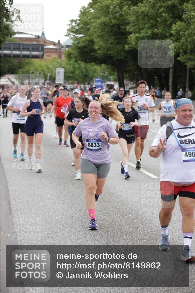 29.06.2025 - hella hamburg halbmarathon Jannik Wohlers http://msf.ph/oto/8149862 29.06.2025 10:50:17 Lombardsbrücke 1930, 2200, 3184, 3229, 3647, 3838, 4642, 4695, 4771, 4961, 5131, 6178, 7133, 7161, 7505, 7938, 8200, 8833, 8834, 9096, 9168, 9933, 10437, 10744, 12392, 12393, 14762, 15017, 15105, 15416, 15467, 16501, 16593, 17337, 17648, 17790, 18067, 18092, 18483 meine-sportfotos.de