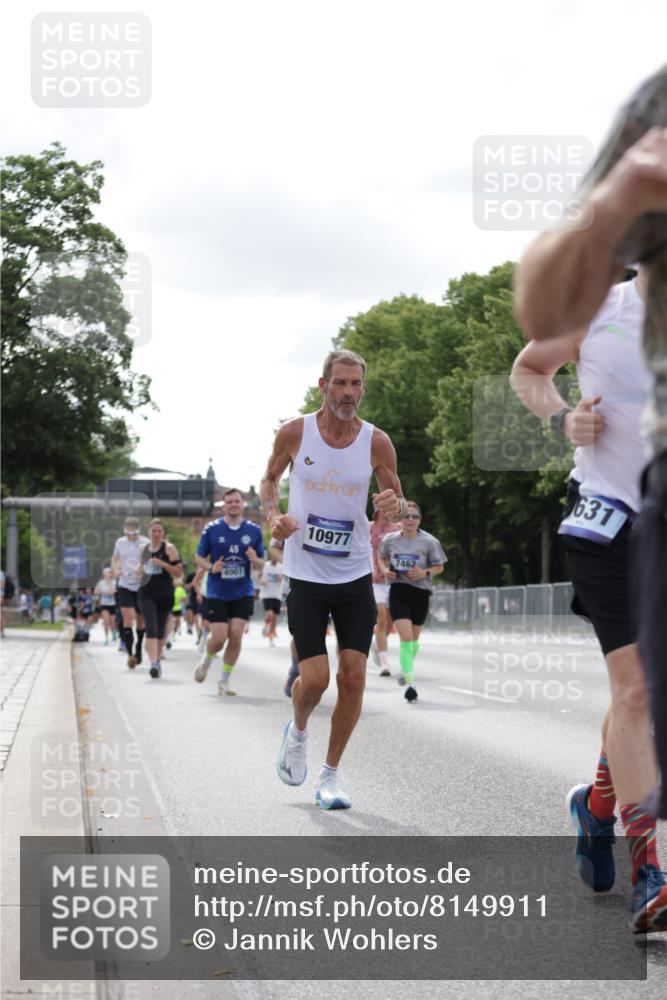 29.06.2025 - hella hamburg halbmarathon Jannik Wohlers http://msf.ph/oto/8149911 29.06.2025 10:13:20 Lombardsbrücke 1131, 1480, 2055, 2359, 2721, 2904, 2987, 4001, 4795, 5232, 5631, 5719, 6026, 6717, 6724, 7462, 7913, 8279, 8673, 9128, 9631, 10977, 11441, 12313, 12797, 12928, 12929, 15085, 15663, 15721, 15722, 16491, 17472, 18231, 19190 meine-sportfotos.de